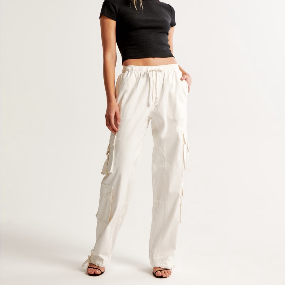 Abercrombie High Rise Baggy Cargo Pants New Without Tags